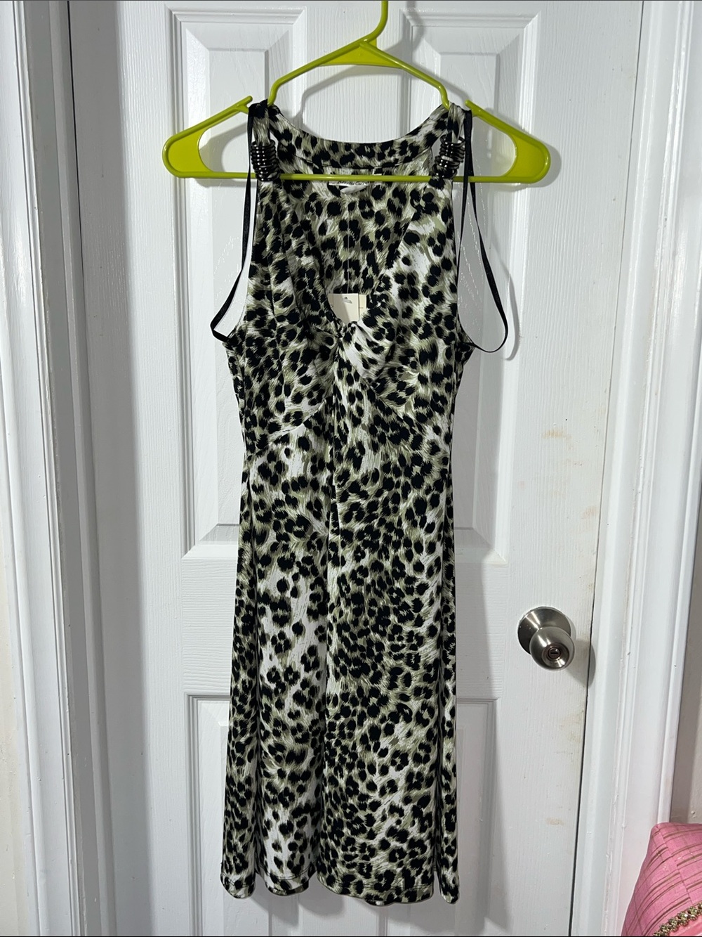 NWT! Kenneth Cole Black and White & Green Leopard-Print Midi Dress Small